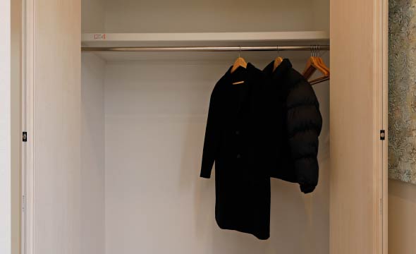 1階にはたっぷりの共用収納